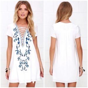 FINAL MARKDOWN  LULU’S Embroidered Shift Dress